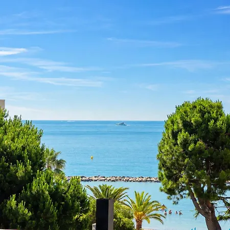 Proche Aeroport Vue Centre Commercial Cap 3000 Arenas Emplacement Excellent Ang Azur